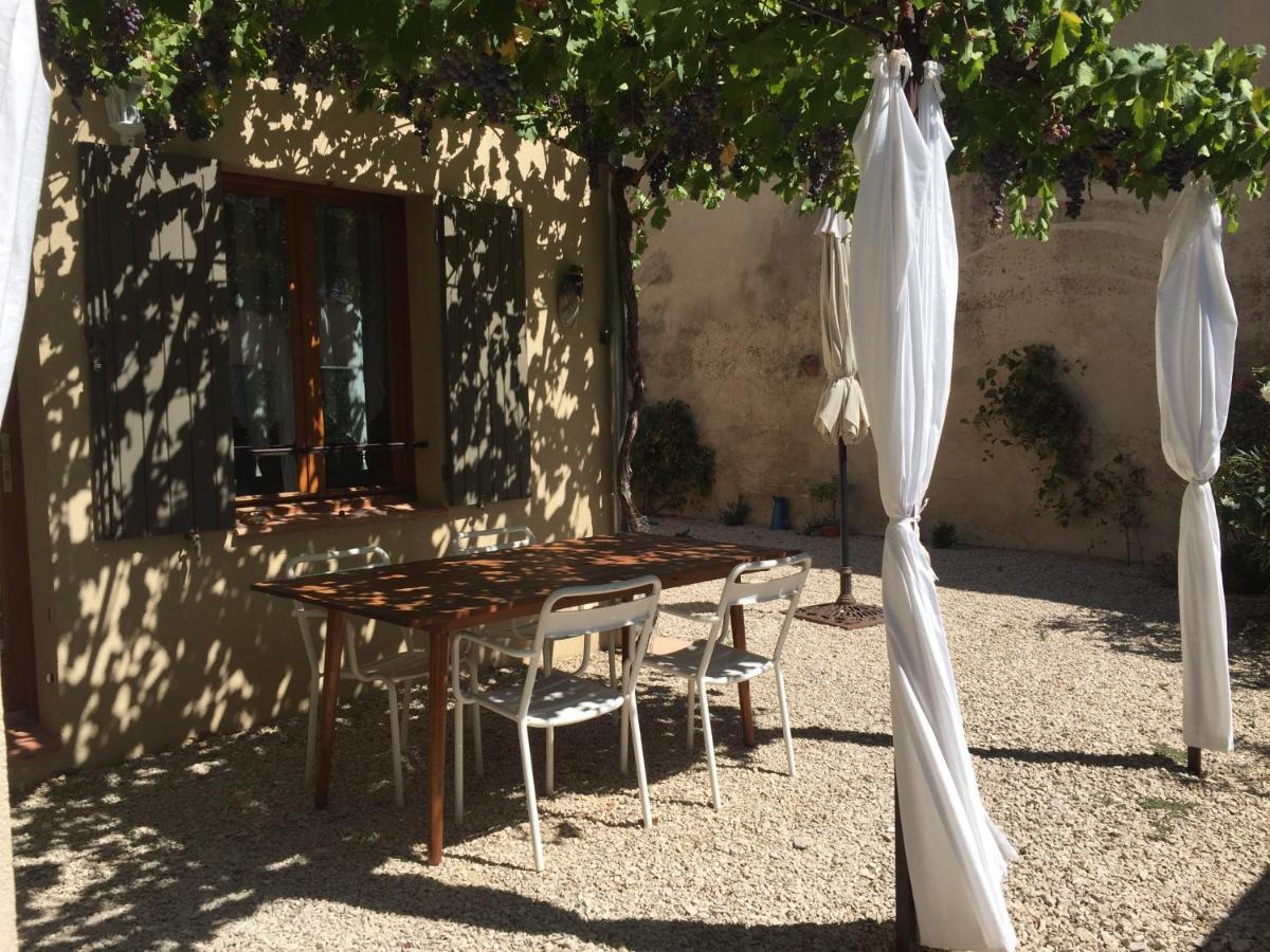 Maison de vacances Jocelyne Lauris Exterior foto